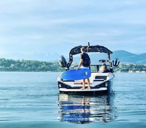 Super Air Nautique G23